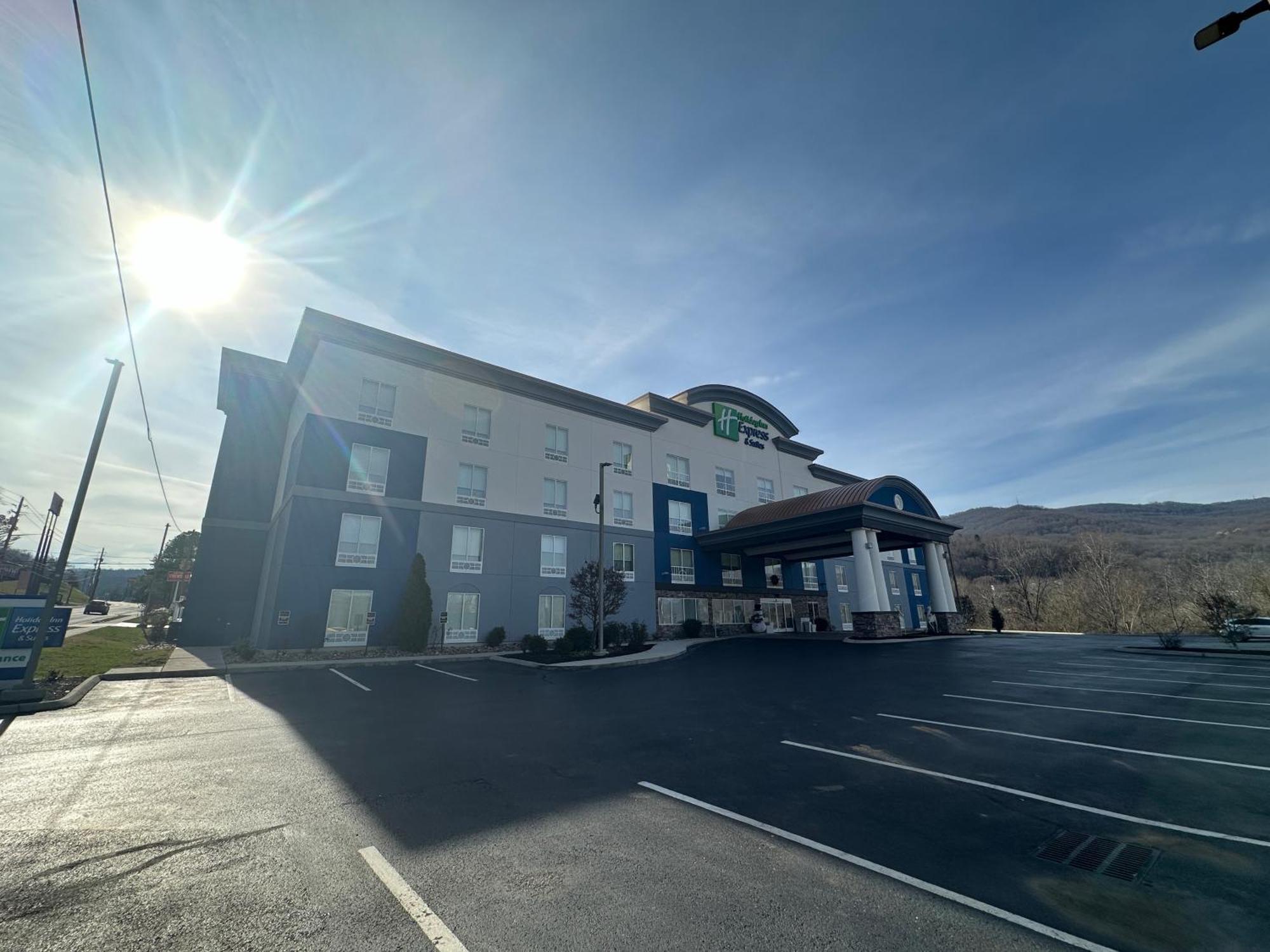 Holiday Inn Express & Suites Caryville By Ihg Luaran gambar